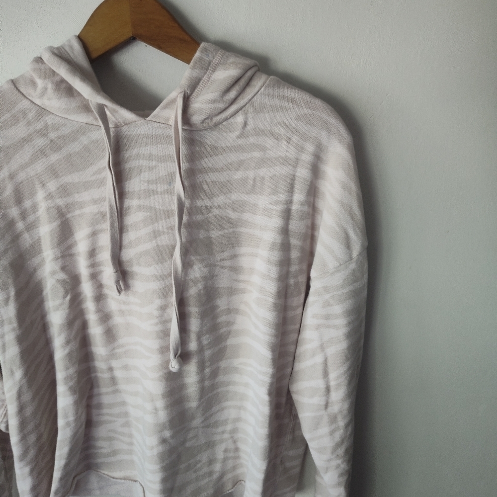 American Eagle Jegging Fit Women's Cream Zebra Print Hoodie Medium - Picture 2 of 10